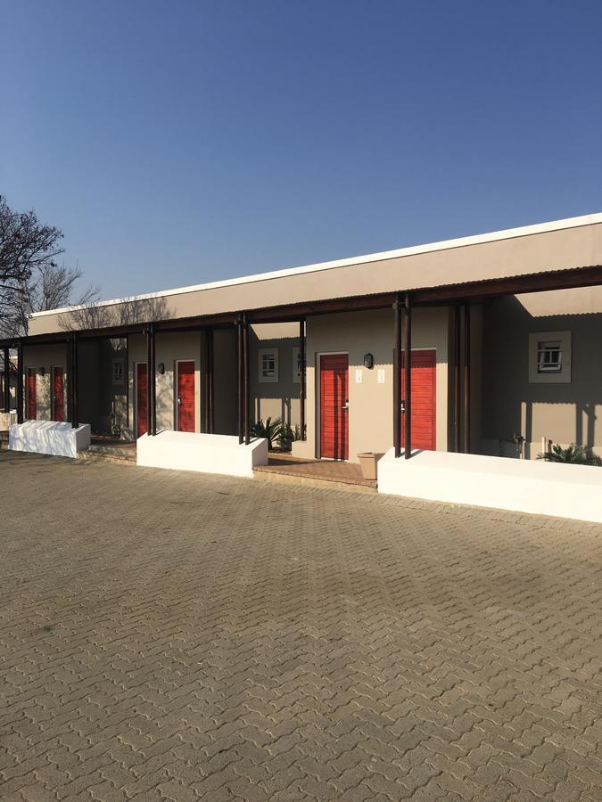 Travel Inn Kroonstad Exterior photo